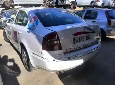 Veículo de Sucata skoda octavia berlina (1z3) easy do ano 2005 alimentado bjb