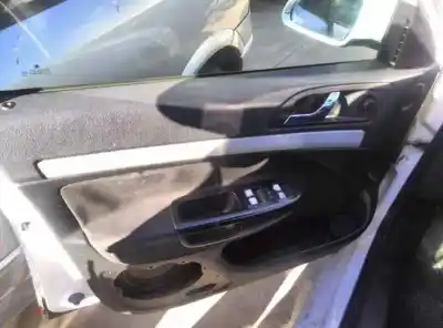 Veículo de Sucata skoda octavia berlina (1z3) easy do ano 2005 alimentado bjb