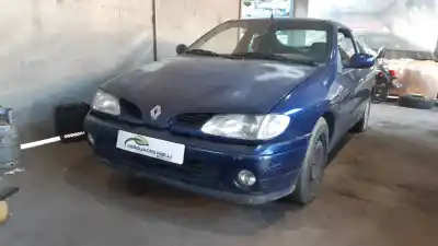 Здавання транспортного засобу RENAULT MEGANE I COACH (DA0/1_) 1.6 E (DA0F) року 1998 потужний K7M702