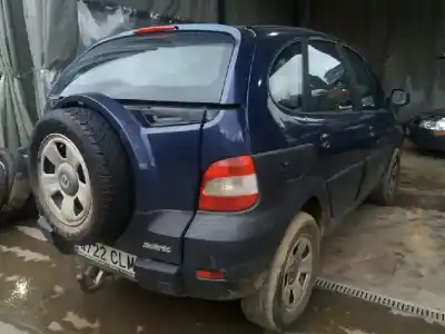 Scrapping Vehicle renault scenic rx4 (ja0) 1.9 dci salomon of the year 2003 powered f9q732