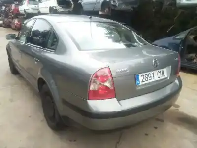 Sloopvoertuig volkswagen passat b5.5 (3b3) 1.9 tdi van het jaar 2003 aangedreven awx