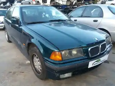 Veículo de Sucata bmw serie 3 berlina (e36) 318tds do ano 1996 alimentado 17-41-1 d
