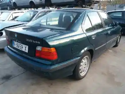 Veículo de Sucata bmw serie 3 berlina (e36) 318tds do ano 1996 alimentado 17-41-1 d