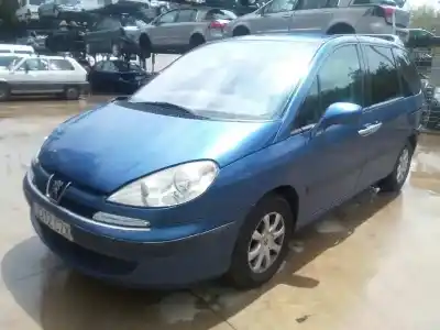 Veicolo di demolizione PEUGEOT 807 ST Pack dell'anno 2004 alimentato D-RHT