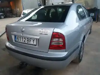 Здавання транспортного засобу SKODA OCTAVIA BERLINA (1U2) Ambiente року 2001 потужний ALH