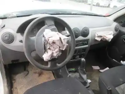 Veicolo di demolizione dacia sandero ambiance dell'anno 2010 alimentato d4f732