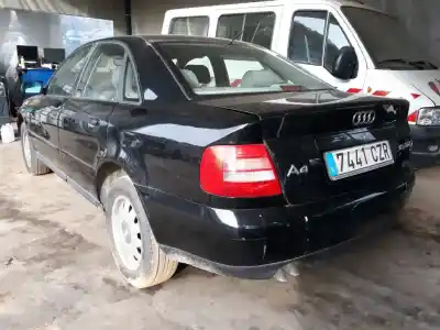 Veículo de Sucata audi a4 berlina (b5) 1.9 tdi do ano 2004 alimentado ajm