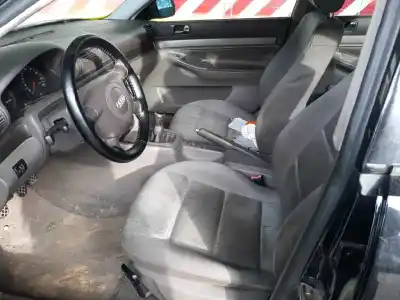 Veículo de Sucata audi a4 berlina (b5) 1.9 tdi do ano 2004 alimentado ajm