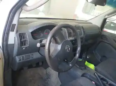 Здавання транспортного засобу nissan navara pick-up (d40m) king cab le 4x4 року 2008 потужний yd25ddti