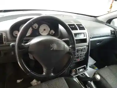 Veículo de Sucata peugeot 407 st sport do ano 2004 alimentado rhr