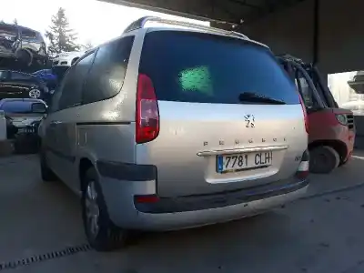 Veicolo di demolizione peugeot 807 st pack dell'anno 2003 alimentato rht