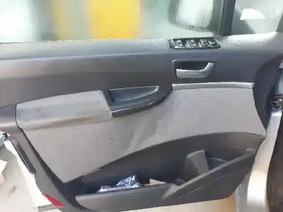 Veicolo di demolizione peugeot 807 st pack dell'anno 2003 alimentato rht