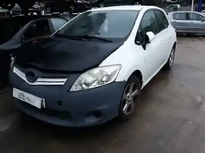 Здавання транспортного засобу toyota auris active року 2011 потужний 1ndtv