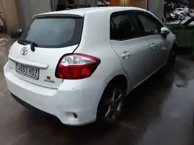 Здавання транспортного засобу toyota auris active року 2011 потужний 1ndtv
