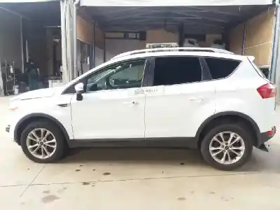 Veículo de Sucata ford kuga (cbv) titanium do ano 2001 alimentado ufda