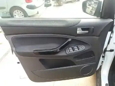 Veículo de Sucata ford kuga (cbv) titanium do ano 2001 alimentado ufda