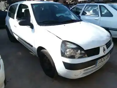 Здавання транспортного засобу renault clio ii fase ii (b/cb0) chiemsee року 2003 потужний d/k9k a7