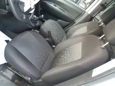 Scrapping Vehicle opel combo d kasten l1h1 2.4t 90 cv / 66 kw of the year 2001 powered 263a2000