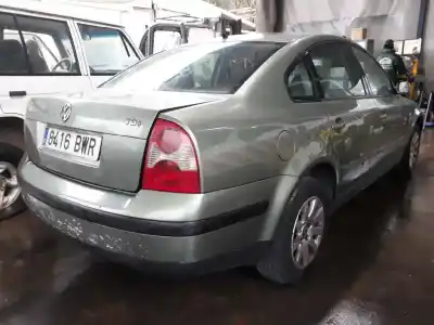 Sloopvoertuig volkswagen passat b5.5 (3b3) 1.9 tdi van het jaar 2002 aangedreven avb