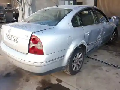Veículo de Sucata VOLKSWAGEN PASSAT B5.5 (3B3) 1.9 TDI do ano 2005 alimentado AVF