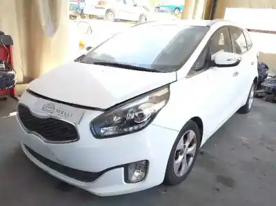 Здавання транспортного засобу KIA CARENS IV 1.7 CRDI року 2001 потужний D4FD