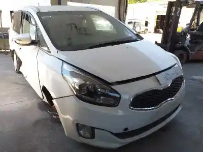 Здавання транспортного засобу kia carens iv 1.7 crdi року 2001 потужний d4fd