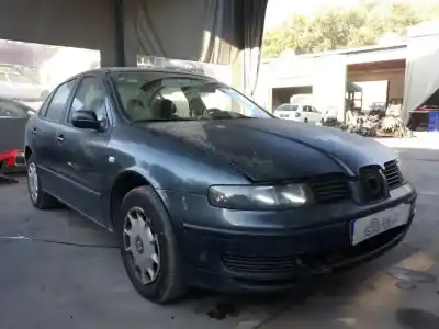 Veículo de Sucata seat toledo (1m2) stella do ano 2001 alimentado asv