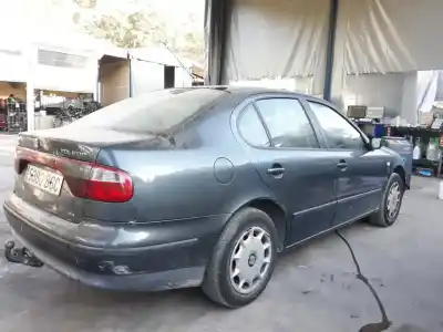 Veículo de Sucata seat toledo (1m2) stella do ano 2001 alimentado asv