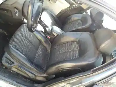 Sloopvoertuig PEUGEOT 407 ST Sport Pack van het jaar 2004 aangedreven RHR