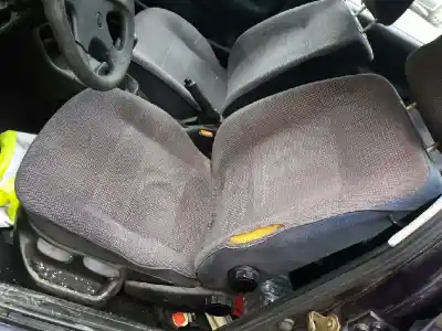 Veículo de Sucata VOLKSWAGEN VENTO (1H2) GL do ano 1997 alimentado AEK