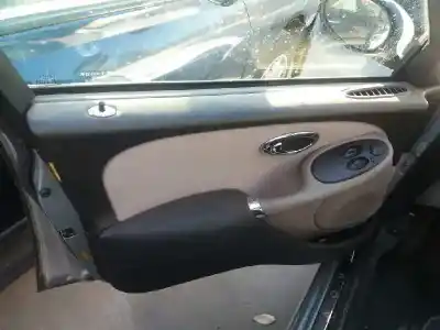 Veículo de Sucata mg rover serie 75 (rj) 2.0 cdt classic do ano 2000 alimentado 204d2