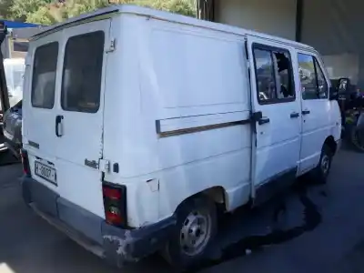 Veicolo di demolizione renault trafic (desde 5.89) t 1100 dell'anno 1998 alimentato f8q600
