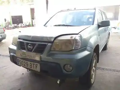 Veículo de Sucata nissan x-trail (t30) comfort do ano 2002 alimentado yd22