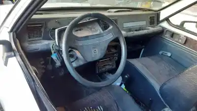 Veículo de Sucata citroen c15 rd familiale do ano 2001 alimentado 161a