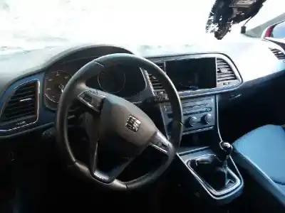 Здавання транспортного засобу seat                                               leon (5f1)                                                                                                                                                                                                                                                 style connect                                                                                                                                                                                                                                              року 2001 потужний cxx