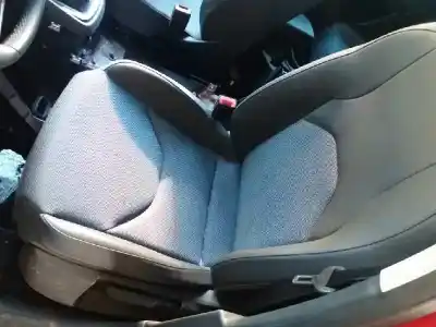 Здавання транспортного засобу seat                                               leon (5f1)                                                                                                                                                                                                                                                 style connect                                                                                                                                                                                                                                              року 2001 потужний cxx