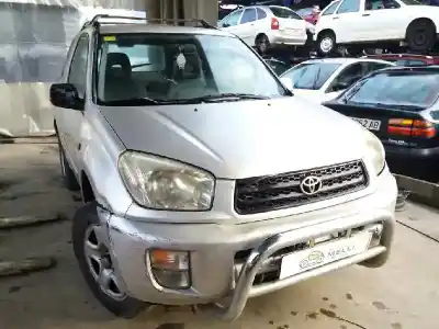 Veículo de Sucata toyota rav 4 (a2) 2.0 luna 4x4 (2003->) do ano 2001 alimentado 1azfe