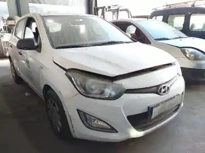 Sloopvoertuig hyundai                                            i20 (pb)                                                                                                                                                                                                                                                   d4fc                                                                                                                                                                                                                                                       van het jaar 2013 aangedreven d4fc