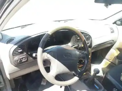 Vehicul casat kia shuma ii 1.6 ls 4 berlina al anului 2001 alimentat s6d