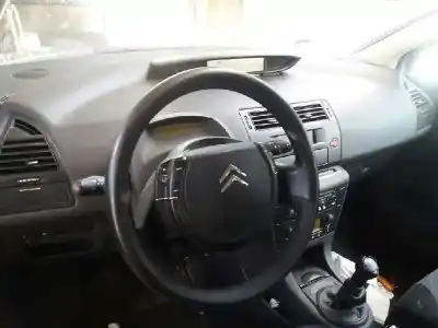 Veículo de Sucata citroen c4 berlina sx do ano 2005 alimentado nfu