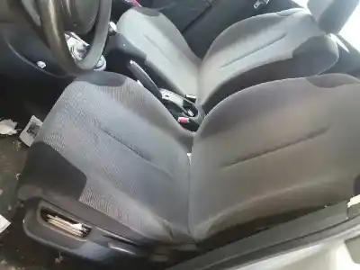 Veículo de Sucata citroen c4 berlina sx do ano 2005 alimentado nfu