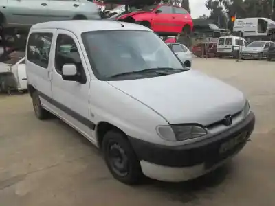 Sloopvoertuig peugeot partner (s1) pro familiar van het jaar 2001 aangedreven 