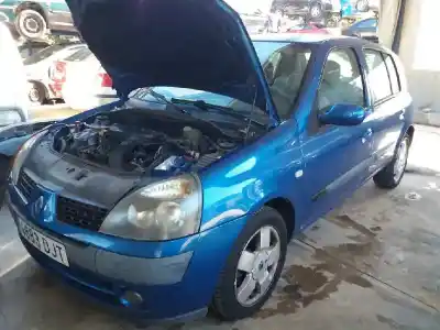 Scrapping Vehicle renault clio ii fase ii (b/cb0) luxe privilege 82 cv / 60 kw of the year 2005 powered k9k702