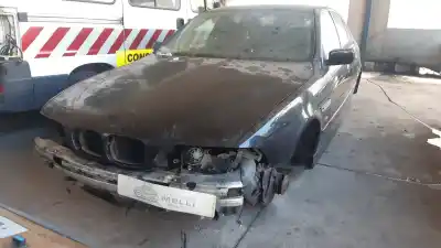 Veículo de Sucata BMW SERIE 5 BERLINA (E39) 3.0 530i do ano 2001 alimentado M54B30