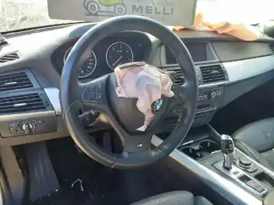 Scrapping Vehicle bmw x5 (e70) xdrive35d of the year 2001 powered m57n306d5