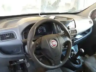Sloopvoertuig fiat doblo cargo basis kasten van het jaar 2010 aangedreven 199a3000