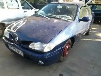 Veículo de Sucata renault megane i coach (da0/1_) 2.0 16v (da0h) do ano 1996 alimentado g/f7rd7