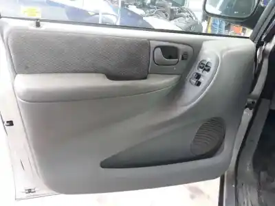 Veículo de Sucata CHRYSLER VOYAGER (RG) 2.5 CRD SE Grand Voyager do ano 2005 alimentado ENJ
