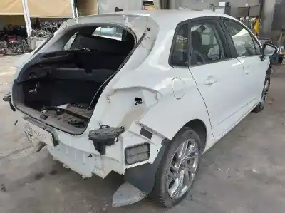 Здавання транспортного засобу citroen c4 lim. collection року 2014 потужний 9h05