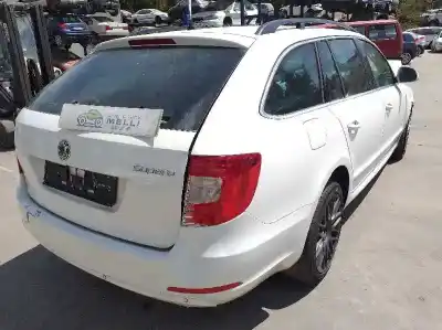 Scrapping Vehicle skoda superb ii ranchera familiar (3t5) 2.0 tdi of the year 2001 powered cfgb